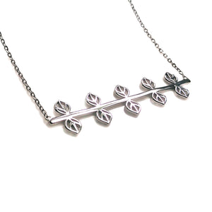 NONI LEAF BAR NECKLACE ⌲ Silver