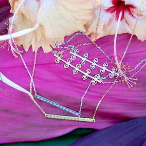 NONI LEAF BAR NECKLACE ⌲ Silver